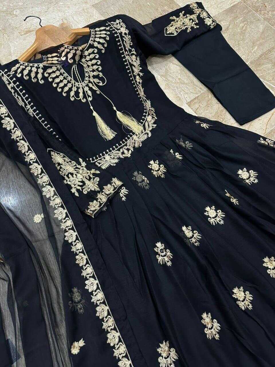 Eleganza Black Embroidered Chiffon Maxi Set